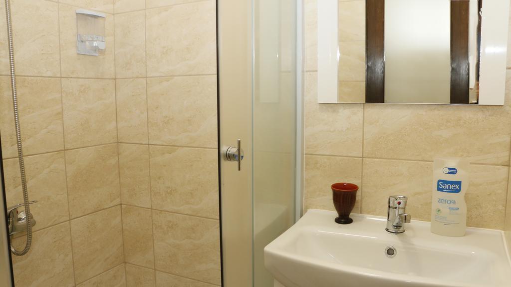 Hanu Lui Gica Spa Сату-Маре Номер фото
